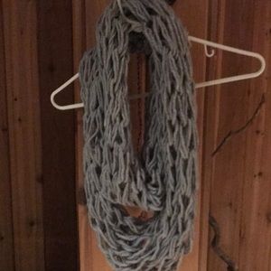 Arm knitted scarf